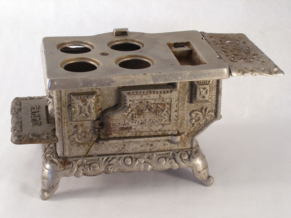 Antique Cast Iron Toy Stove - Miniature Stove - Lancaster Brand | eBay